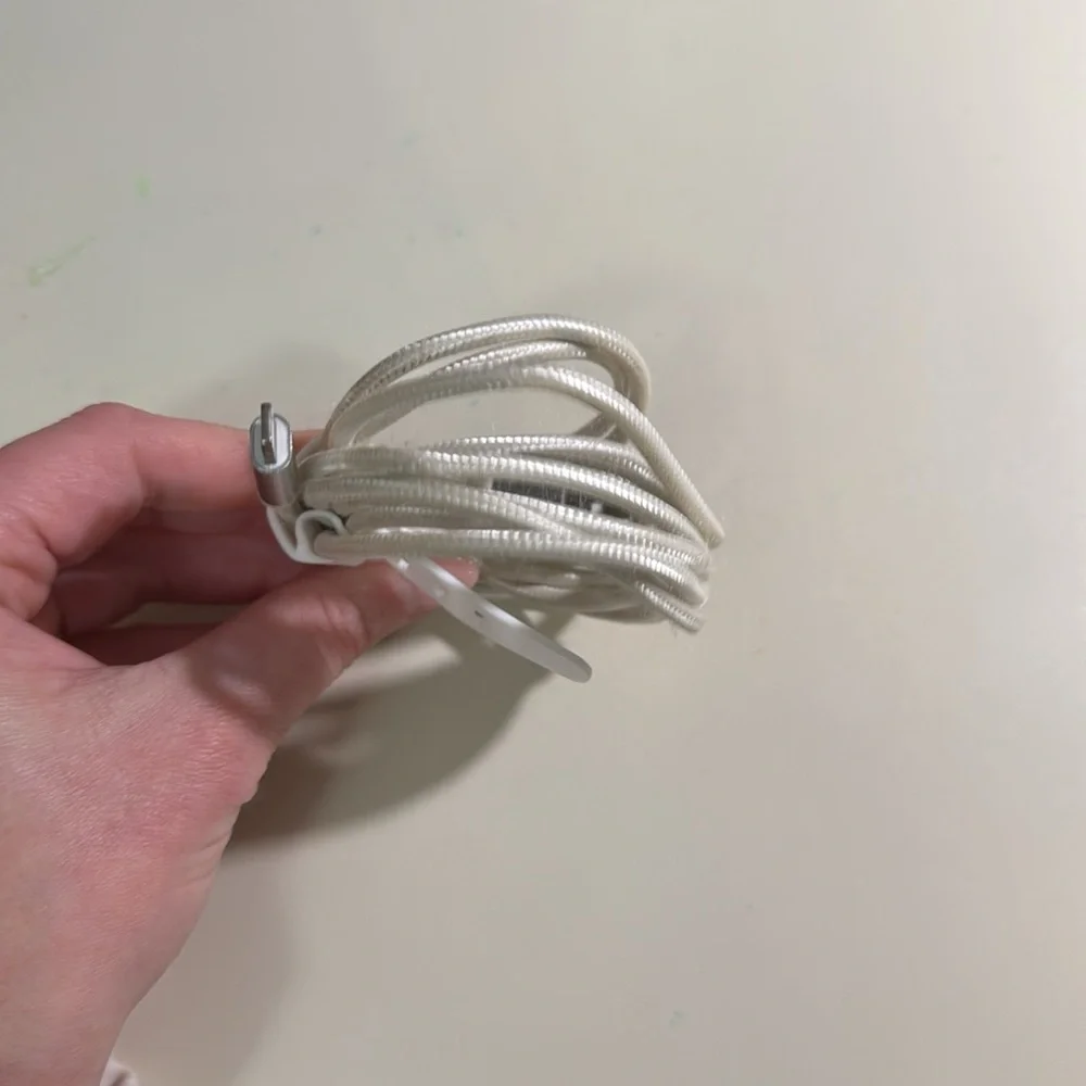 Duracell iPhone charger 6ft cable